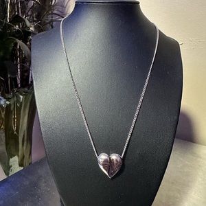 Vintage 1970-1980 Avon Silver Tone Puffy Heart Necklace
